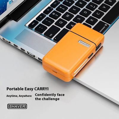 Mini Draagbaar Elektrisch Scheerapparaat met 1,5 Uur Oplaadtijd, Gratis Reserveonderdelen en Plastic Behuizing voor Heren