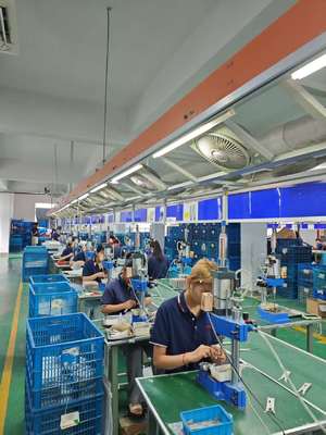 Keramische haarkruller met 25 mm loop 1 jaar garantie en 110-240V spanning voor gladde glanzende krullen